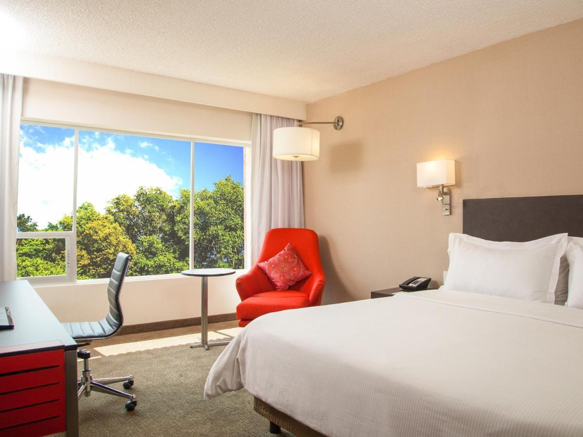 Fiesta Guadalajara Aeropuerto Hotel 4*