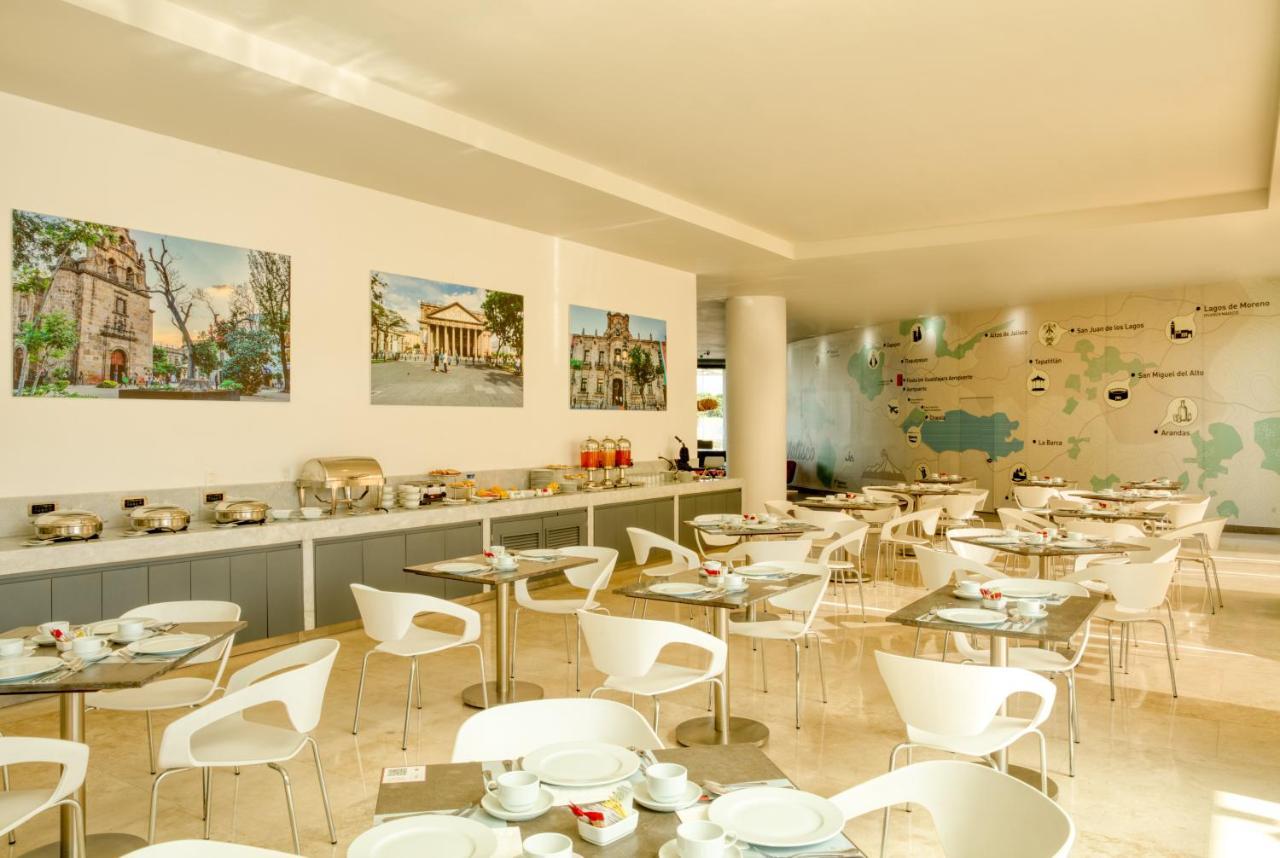 Hotel Fiesta Guadalajara Aeropuerto 4*