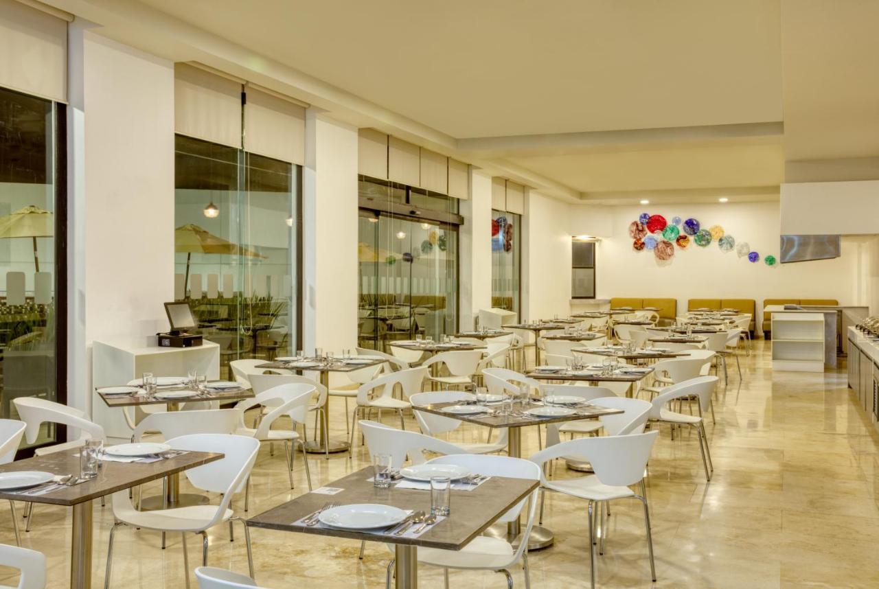 Hotel Fiesta Guadalajara Aeropuerto Las Pintas