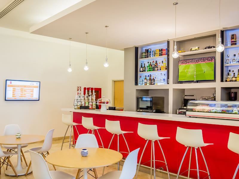 Hotel Fiesta Guadalajara Aeropuerto 4*